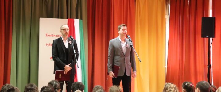 “Kik érted haltak szent világszabadság”…