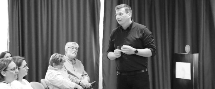 Bíró Gyula oktató előadása az Országos Óvodapedagógiai Konferencián…