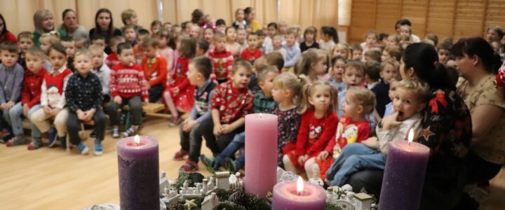 Advent negyedik gyertyája gyúlt meg a Gyakorlóban