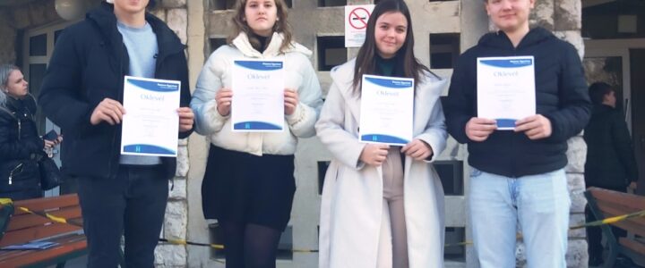Országos fordítóverseny döntőjében a Gyakorlósok