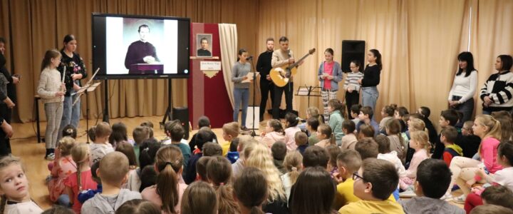A „fiatalság Atyjának és Tanítójának” Napja a Gyakorlóban…