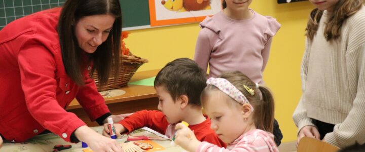 „Ki lakik az avarban?” – Őszi iskolára hangoló játszóház a Gyakorlóban…